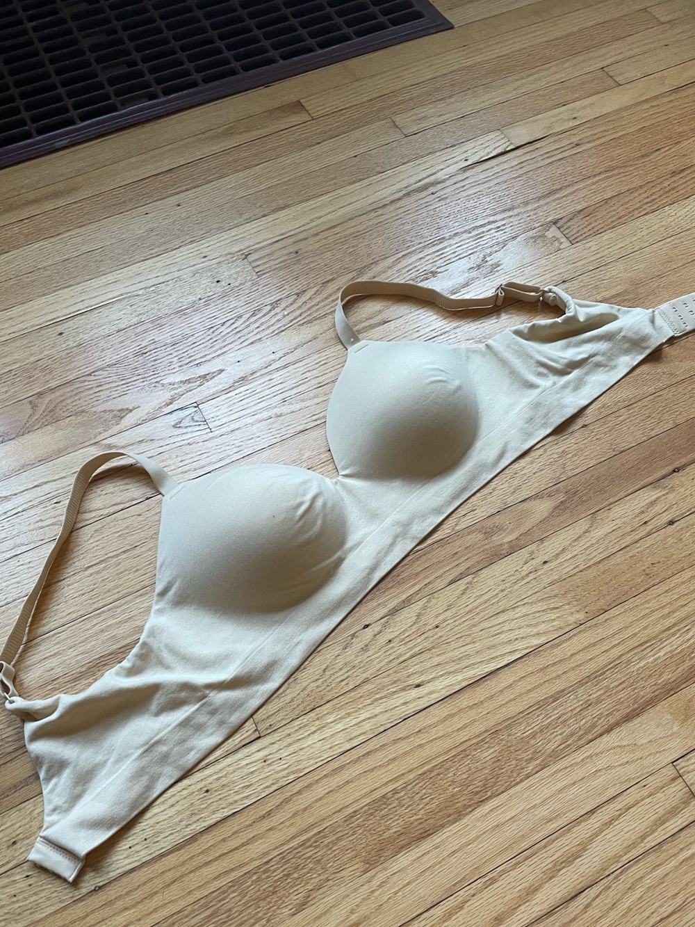 Shapermint Seamless Cream T-Shirt Bra
